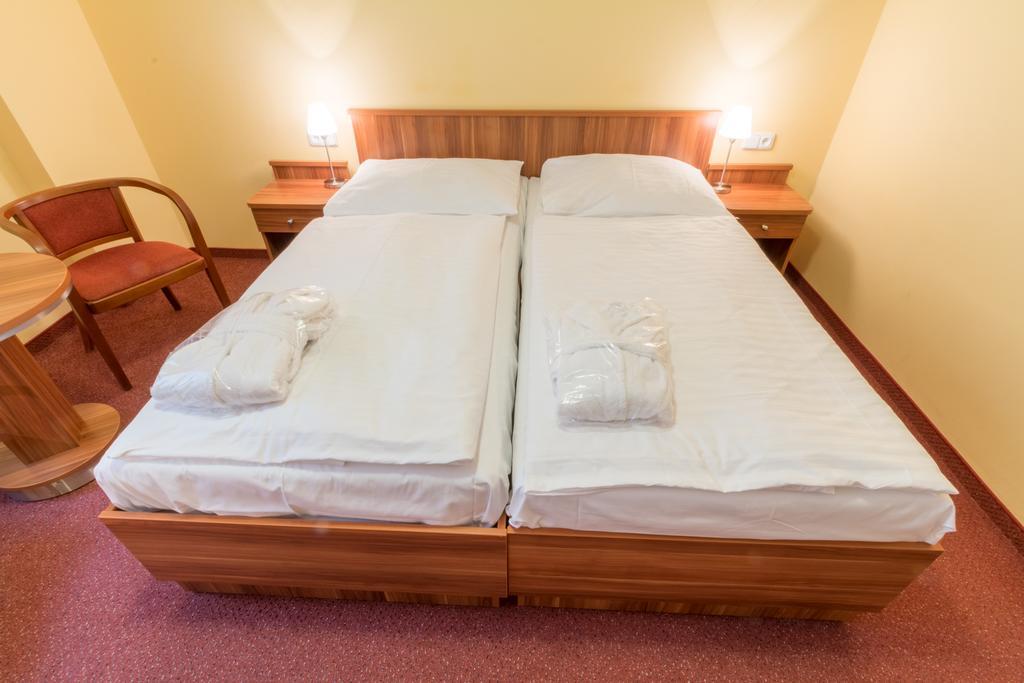Ensana Vltava Hotel Marianske Lazne Luaran gambar