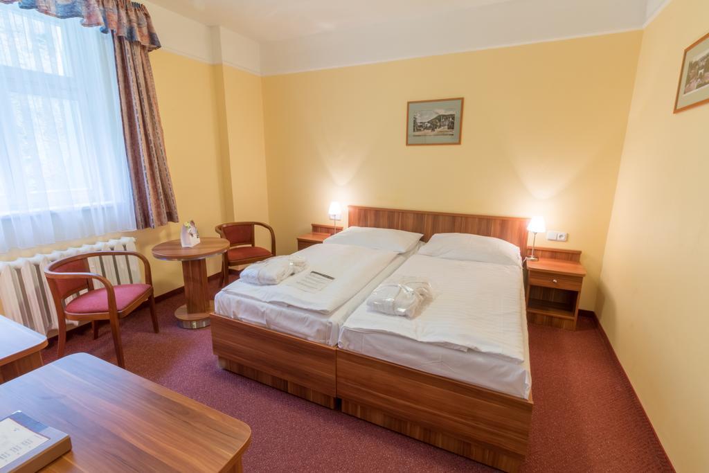 Ensana Vltava Hotel Marianske Lazne Luaran gambar