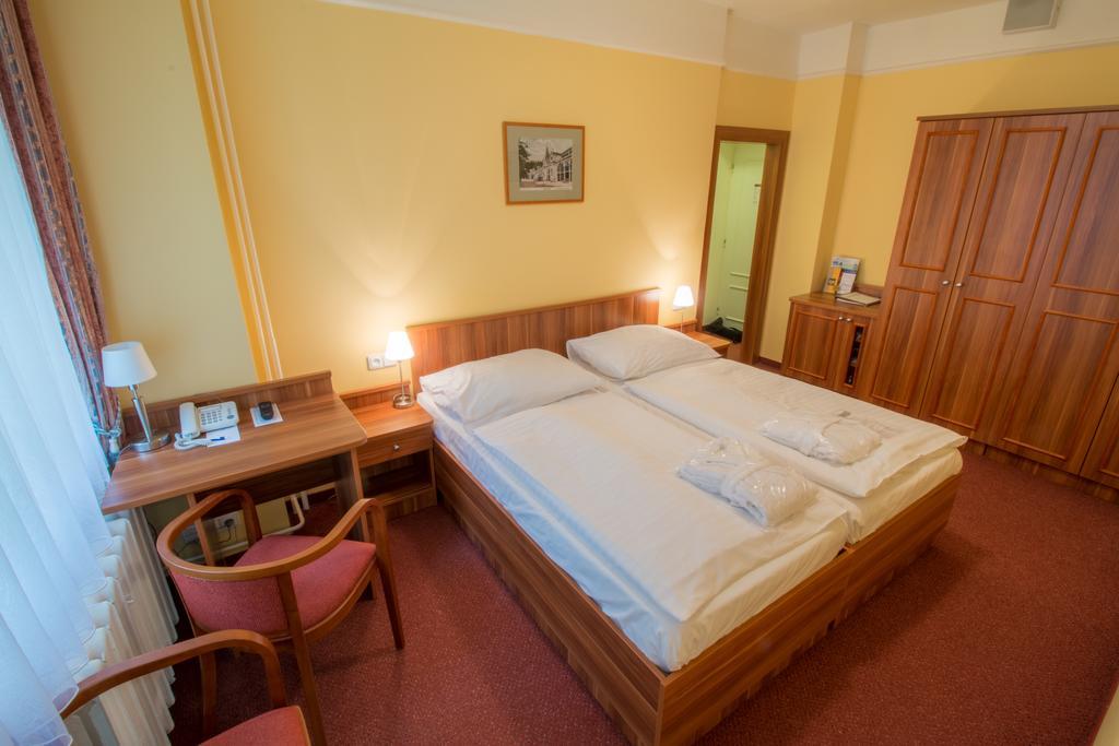 Ensana Vltava Hotel Marianske Lazne Luaran gambar